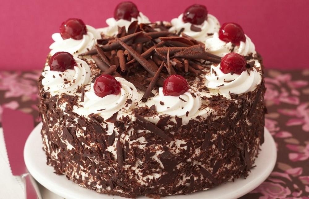 Шоколадный торт «Черный лес» по рецепту пошагово