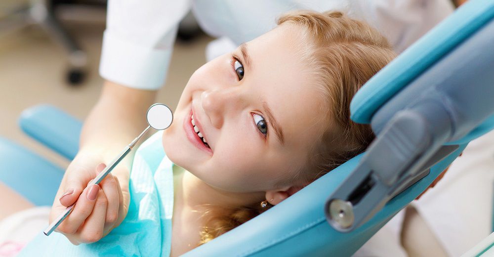 Лечение зубов у ребенка под наркозом, преимущества и недостатки 